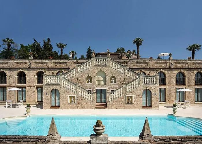 Villa Cattani Stuart XVII Secolo