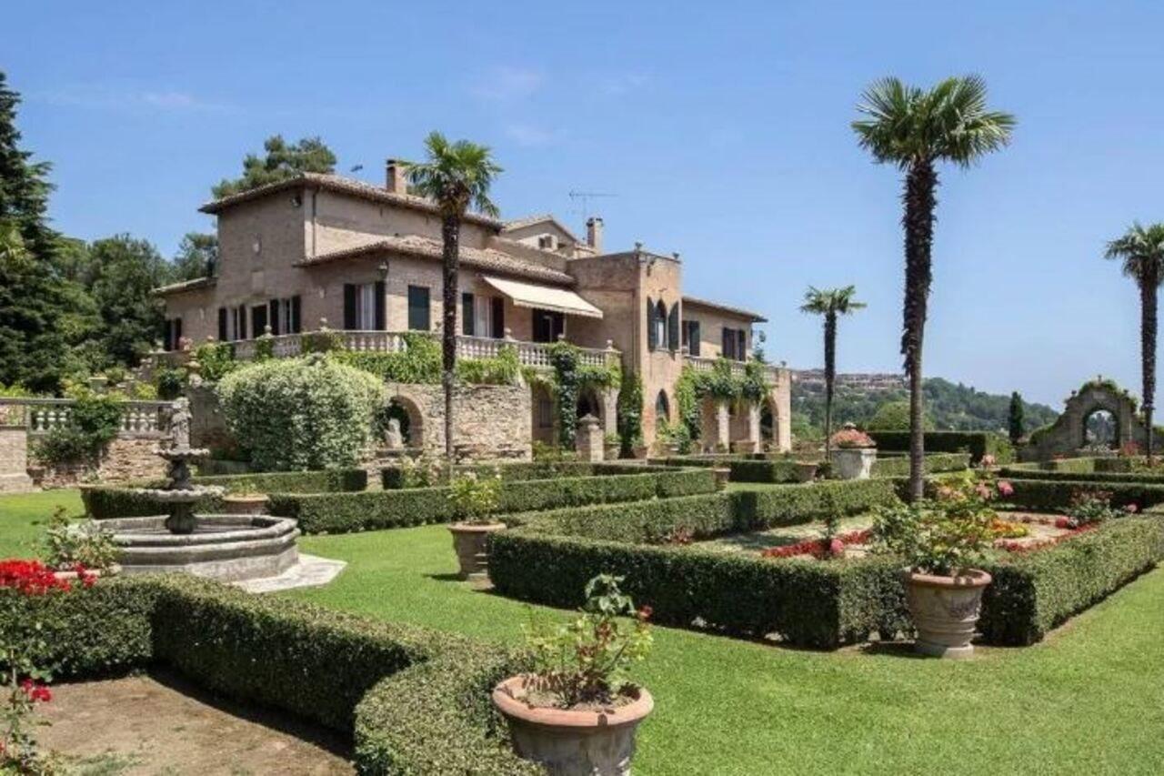 Hotel Cattani Stuart Xvii Secolo 4*