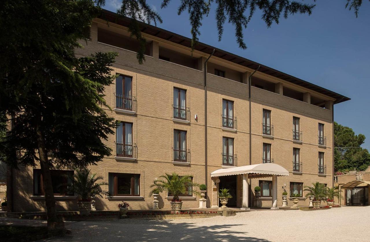 Cattani Stuart Hotel